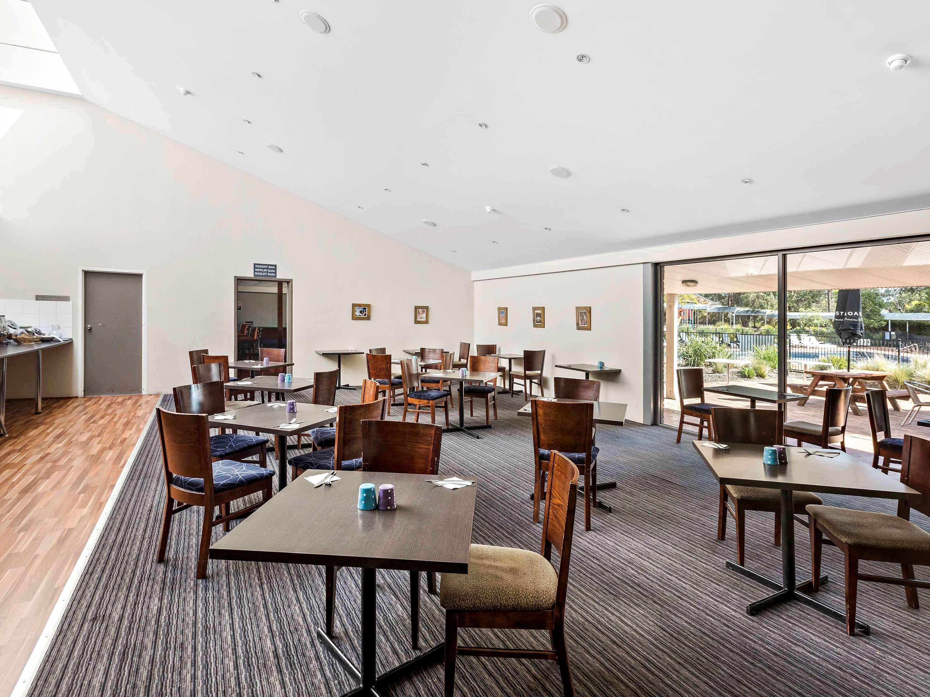 Ibis Styles Canberra Eagle Hawk Экстерьер фото