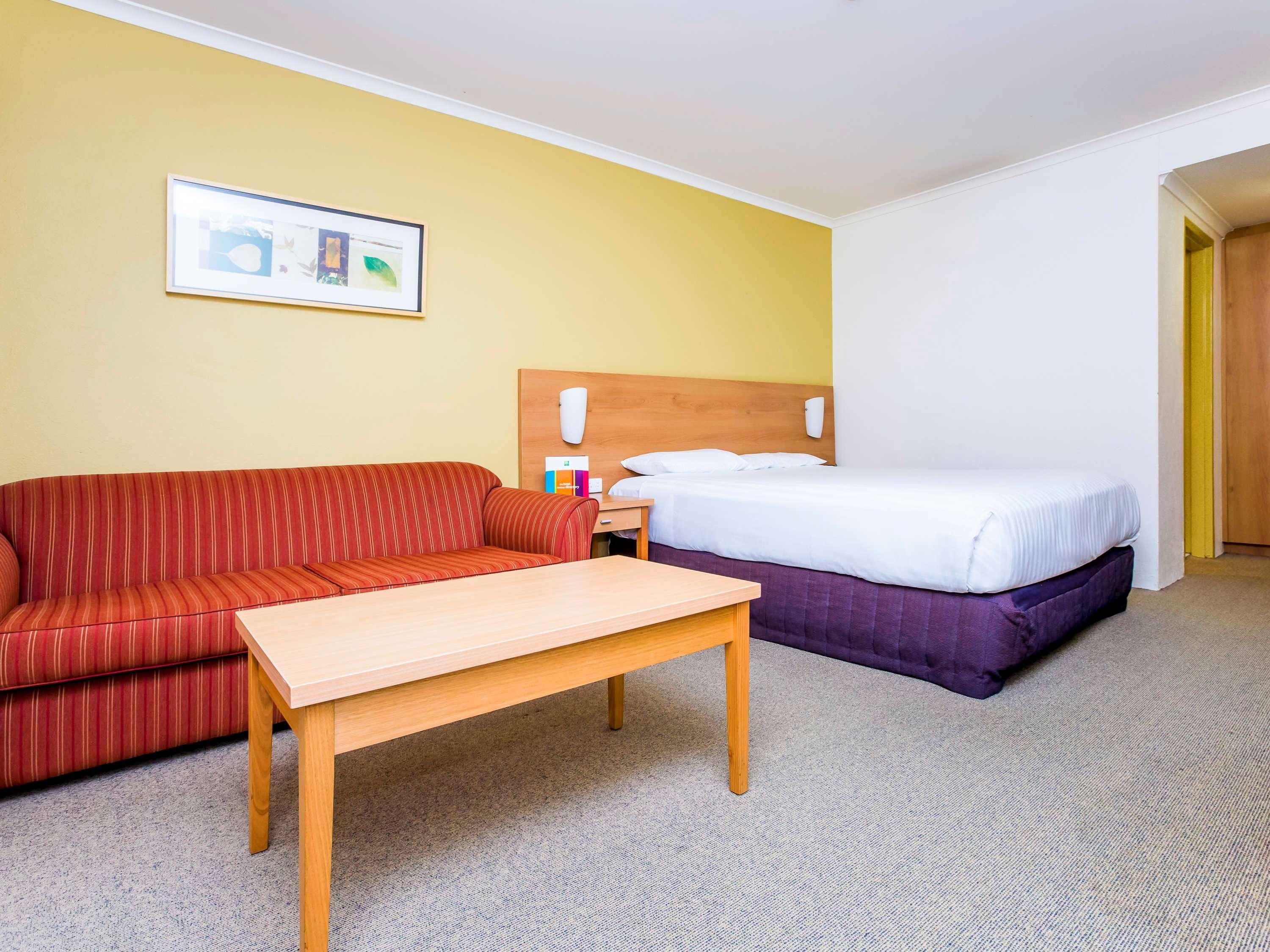 Ibis Styles Canberra Eagle Hawk Экстерьер фото